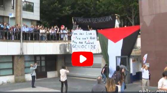 Von der Leyen contestata in Portogallo