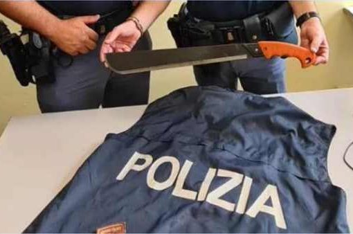 Rissa con machete alla festa dell’Unità, denunciati tre tunisini machete