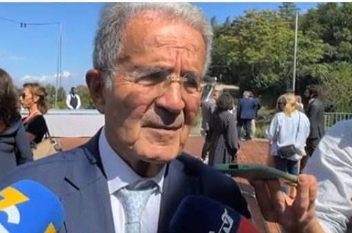 Prodi: “ha preso bastonate terribili, sono preoccupato per la Germania” Romano Prodi