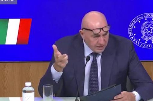 ministro della Difesa, Guido Crosetto
