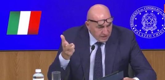 ministro della Difesa, Guido Crosetto