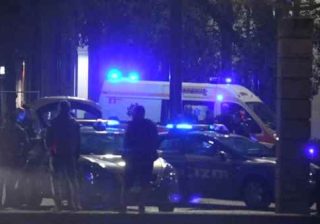 polizia notte ambulanza