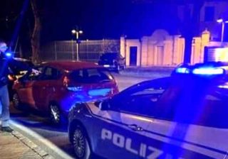 polizia notte rapina