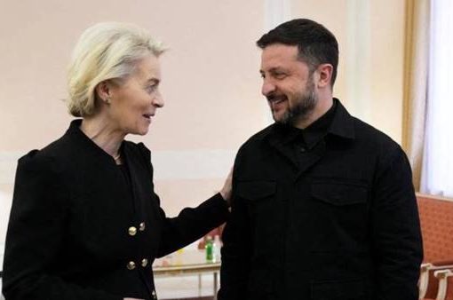 Zelensky: “L’Ue ci assicura aiuti finanziari per due anni” Von der Leyen e Zelensky