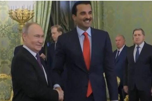 Emiro del Qatar a Mosca da Putin