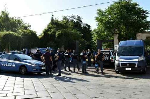 Milano polizia occupazione