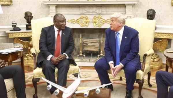 Scontro Trump Ramaphosa sul ‘genocidio dei bianchi’ in Sudafrica Scontro Trump Ramaphosa sul ‘genocidio dei bianchi’ in Sudafrica