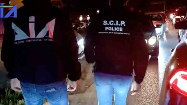Traffico di cocaina gestito da organizzazioni criminali albanesi, 52 arresti Traffico di cocaina gestito da organizzazioni criminali albanesi, 52 arresti
