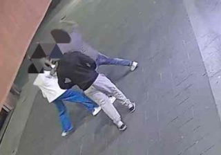 donna aggredita da islamici a Massa Lombarda