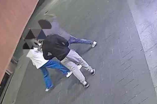 donna aggredita da islamici a Massa Lombarda