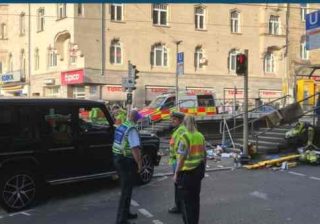 Germania, auto sulla folla a Stoccarda