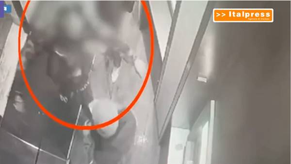 Milano rapine da Imolaoggi.it milano rapine violente con la scusa della sigaretta fermati due romeni