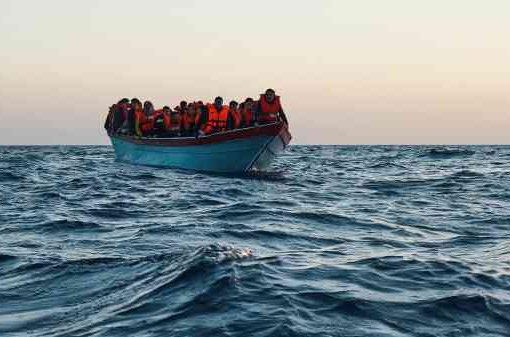 GB, sbarcati quasi 1200 migranti
