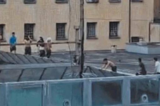 rivolta carcere