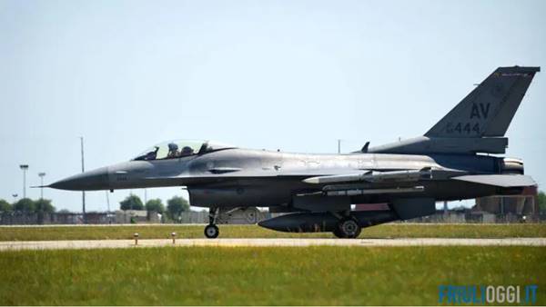 guerra israele iran movimenti alla base usaf di aviano