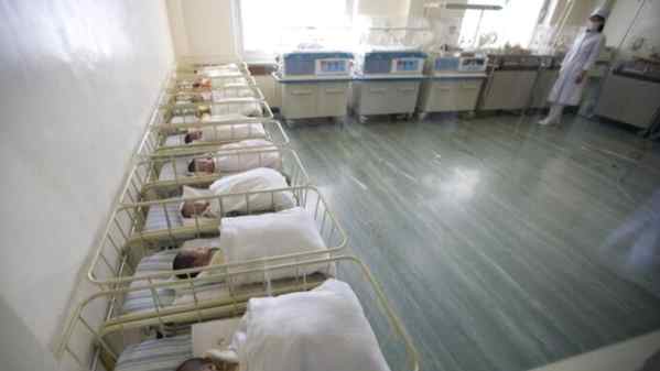 ‘No vaccini a neonati’, denunciata avvocatessa che diffida gli ospedali ‘No vaccini a neonati’, denunciata avvocatessa che diffida gli ospedali