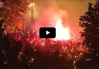 Parigi, guerriglia urbana
