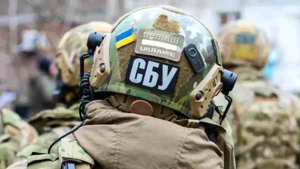 Iran, arrestati tre agenti dell’intelligence ucraina Iran, arrestati tre agenti dell’intelligence ucraina