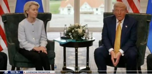 Von der Leyen e Trump