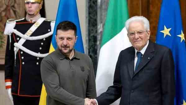 Mattarella riceve Zelensky: “pieno sostegno dell’Italia” Mattarella riceve Zelensky: “pieno sostegno dell’Italia”