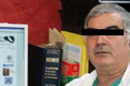 Medico sindaco accusato di violenza sessuale