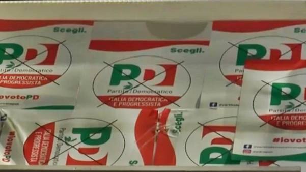 Pisa, lo scandalo delle tessere Pd comprate da operai albanesi