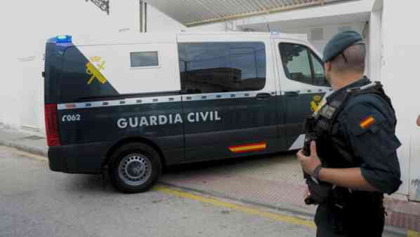Milano, 11 coltellate al coinquilino: marocchino arrestato in Spagna