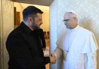 Zelensky ricevuto da Leone XIV