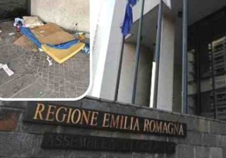 Emilia Romagna bivacchi sotto sede della Regione