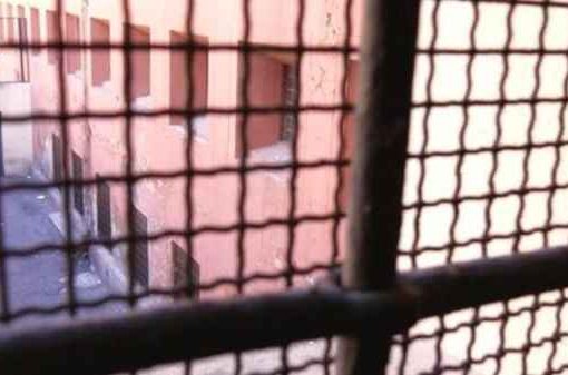 Proteste nel carcere di Regina Coeli, oggetti contro gli agenti e roghi carcere