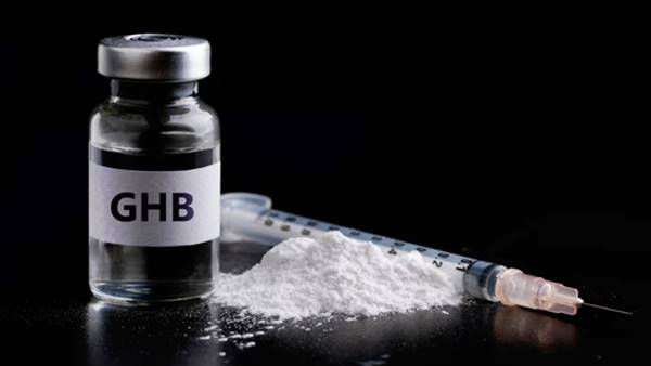 Accusato di violenza sessuale, senegalese aveva droga dello stupro in casa