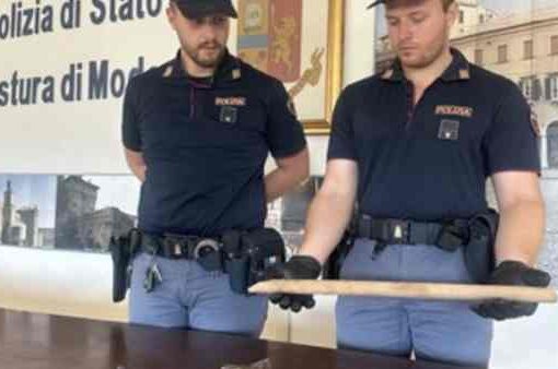 Modena, occupa una casa e prende a bastonate i vicini: arrestato ivoriano bastonate ai vicini di casa