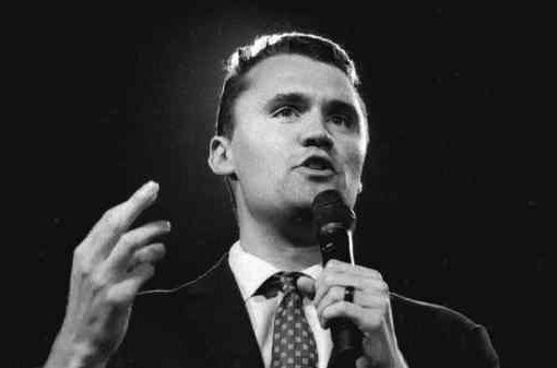 “Mira impeccabile”, commento agghiacciante sull’omicidio Kirk: medico sospeso Charlie Kirk