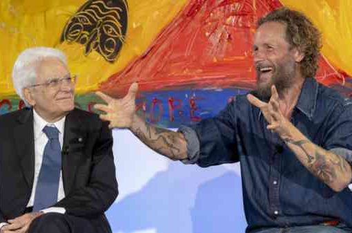 Jovanotti con Mattarella