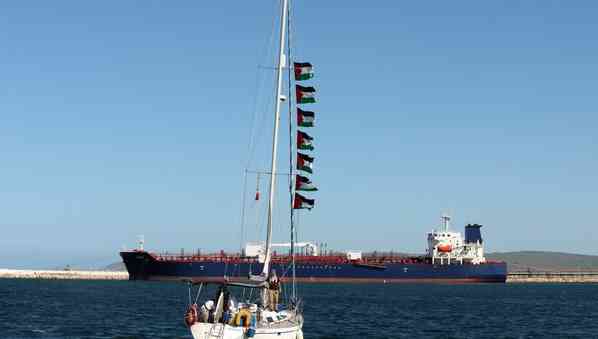 Flotilla, coordinatore tunisino si dimette: “Ci sono attivisti Lgbtq+ a bordo”