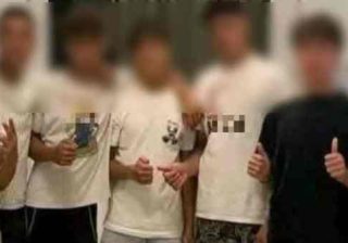 Algeria, 7 'migranti' minorenni rubano una barca