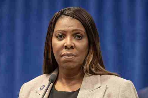 Procuratrice che inquisi’ Trump incriminata per frode bancaria Letitia James