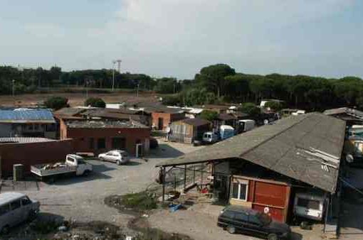 Pisa, armi e refurtiva nel campo Rom. Lega: “revocare l’autorizzazione” Pisa, armi e refurtiva nel campo Rom