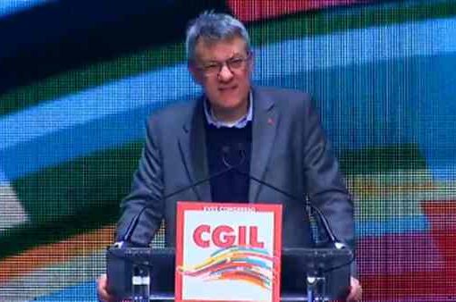 Bufera a Bari: Landini trasforma il Policlinico in palco contro il governo Landini CGIL