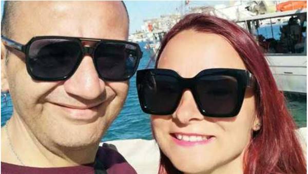 muore a 49 anni per una fistola che sanguinava la moglie ore al pronto soccorso senza cure