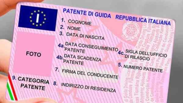 Patente a 17 anni, via libera del Parlamento UE Patente a 17 anni, via libera del Parlamento UE