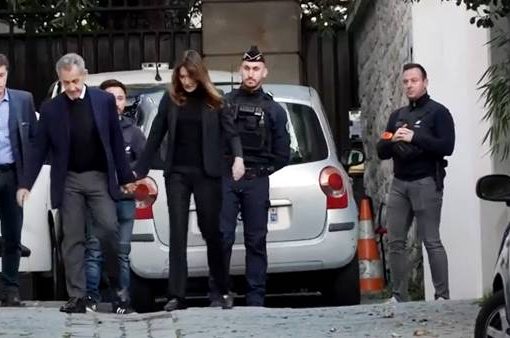 Sarkozy verso il carcere de La Santé a Parigi Nicolas Sarkozy