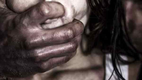 Torino, 17enne stuprata nel bagno del cinema: straniero condannato a 7 anni e mezzo Torino, 17enne stuprata nel bagno del cinema: straniero condannato a 7 anni e mezzo