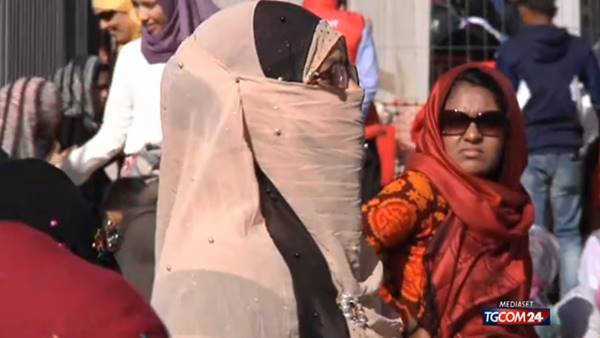 velo islamico vietato