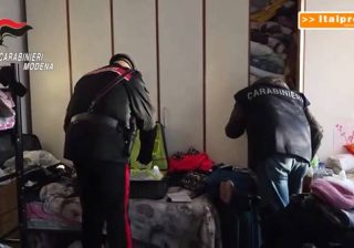 Documenti falsi per ingresso e soggiorno in Italia, 13 georgiane arrestate