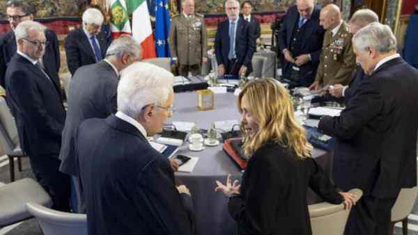 Consiglio Difesa, Quirinale: ‘pieno sostegno a Kiev, nuovi aiuti militari’