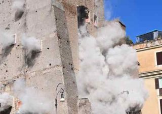 cedimento parziale della Torre dei Conti