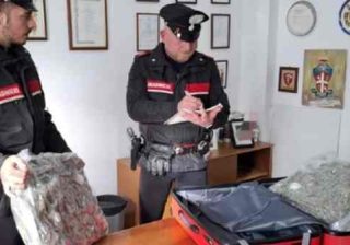 carabinieri droga sequestrata