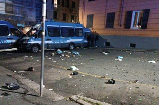 Genova, violenza "antifascista" contro la polizia