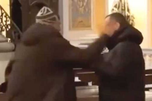 Imperia, parroco picchiato da straniero che fuma in chiesa